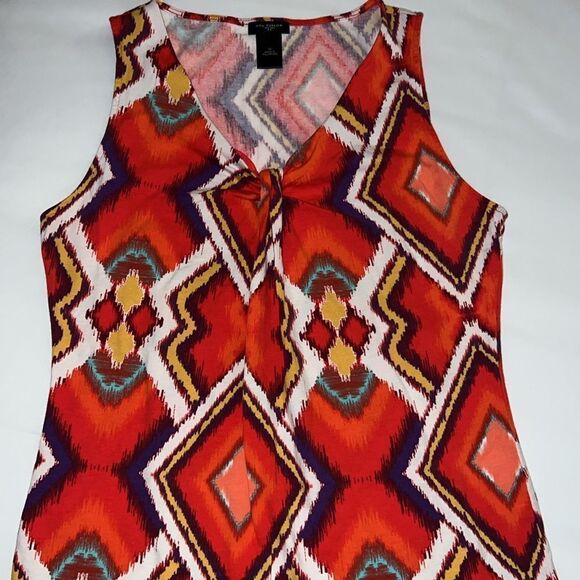 Ann Taylor Sleeveless Blouse Size Medium - Picture 2 of 8